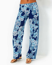 Load image into Gallery viewer, 32" Bal Harbour Palazzo Pant - Low Tide Navy Bouquet All Day Engineered Pant