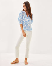 Load image into Gallery viewer, Mialeigh Linen Top - Resort White Tall Tales