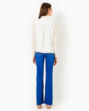 Load image into Gallery viewer, 33" Aniston High Rise Straight Leg Jean - Medium Wash