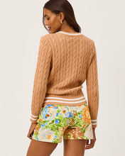 Load image into Gallery viewer, Brockton Crew Neck Sweater - Iced Latte X Coconut Tipping