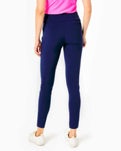 Load image into Gallery viewer, UPF 50+ Luxletic 28" Corso Pant - True Navy