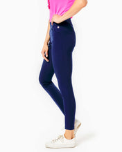 Load image into Gallery viewer, UPF 50+ Luxletic 28" Corso Pant - True Navy