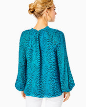 Load image into Gallery viewer, Caline Silk Top - Teal Bay Silk Swirl Clip