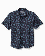 Load image into Gallery viewer, M's Bahama Coast Pescado IslandZone® Camp Shirt - Black