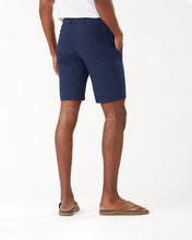 Load image into Gallery viewer, M's Chip Shot IslandZone® 10-Inch Shorts - Ocean Deep