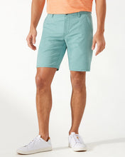 Load image into Gallery viewer, M's On Par IslandZone® 10-Inch Shorts - Neptune Green