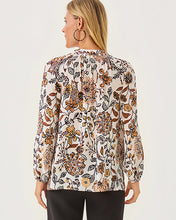 Load image into Gallery viewer, Elsa Silk Top - Coconut Take Meowt
