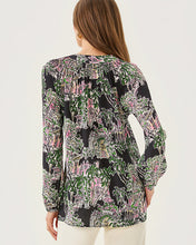 Load image into Gallery viewer, Elsa Silk Top - Onyx Pb Anniversary Toile
