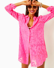 Load image into Gallery viewer, Natalie Shirtdress Cover-Up - Roxie Pink Poly Crepe Swirl Clip
