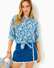 Load image into Gallery viewer, Sea View Linen Button Down Top - Resort White Shell Collector
