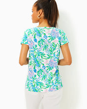 Load image into Gallery viewer, Meredith Tee - Resort White Just A Pinch
