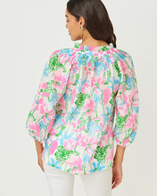 Load image into Gallery viewer, Lourdes Top - Resort White Viney Liney

