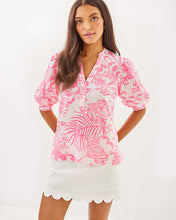 Load image into Gallery viewer, Mialeigh Linen Top - Rousseau Pink Glisten In The Sun
