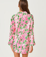 Load image into Gallery viewer, Kwitney Long Sleeve Cotton Cover-Up - Putting Green Hannah Engineered Coverup
