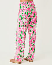 Load image into Gallery viewer, 32" Bal Harbour Palazzo Pant - Putting Green Hannah Engineered
