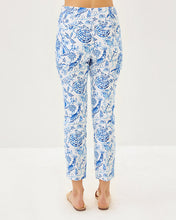 Load image into Gallery viewer, 27&quot; Nancee High Rise Crop Pant - Resort White Barefoot Beachcombers
