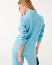 Load image into Gallery viewer, UPF 50+ Cowie Pullover - Bellevue Blue
