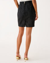 Load image into Gallery viewer, Candee Jacquard Pencil Skirt - Noir Exploded Flower Stretch Jacquard
