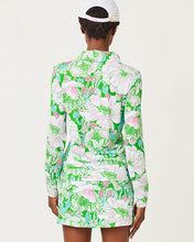Load image into Gallery viewer, UPF 50+ Eleni Pullover - Putting Green Poppyland
