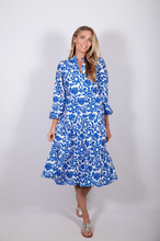 Load image into Gallery viewer, Beach Splash Print Long Sleeve Tunic Flare Midi Dress
