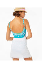 Load image into Gallery viewer, Paxton Sarong - Resort White

