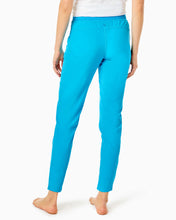 Load image into Gallery viewer, UPF 50+ Luxletic 28&quot; Run Around Pant - Cumulus Blue

