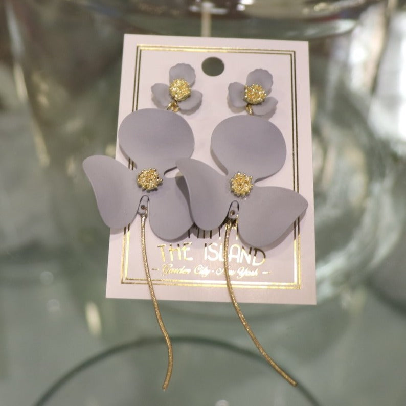 Gray Flower Earrings