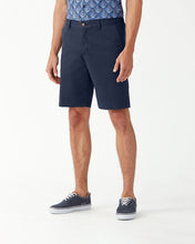 Load image into Gallery viewer, M&#39;s Boracay 10-Inch Chino Shorts - Maritime
