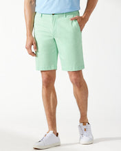 Load image into Gallery viewer, M&#39;s Boracay 10-Inch Chino Shorts - Sprite
